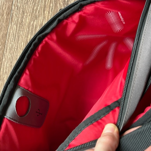 Laptop bag, iPad, case,, travel, bag, computer bag, case logic - Picture 3 of 8